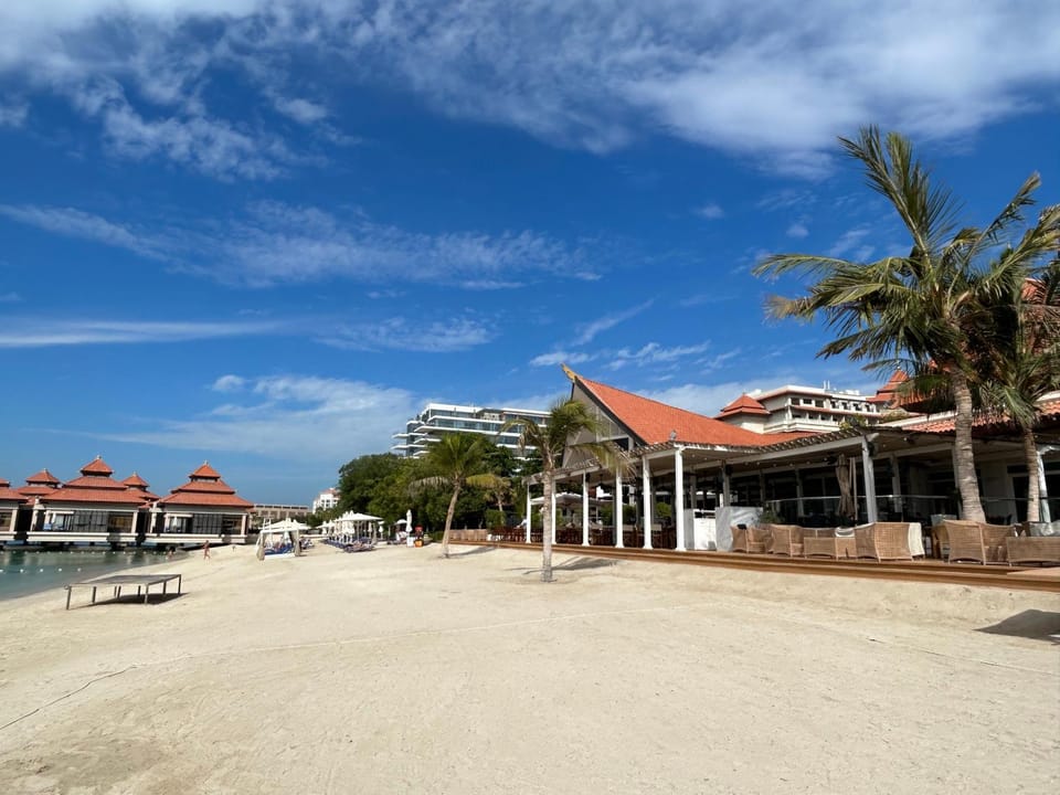 Marvelous private beach apartment in Palm Dubai within Anantara 5 star resort Apartment in Dubai