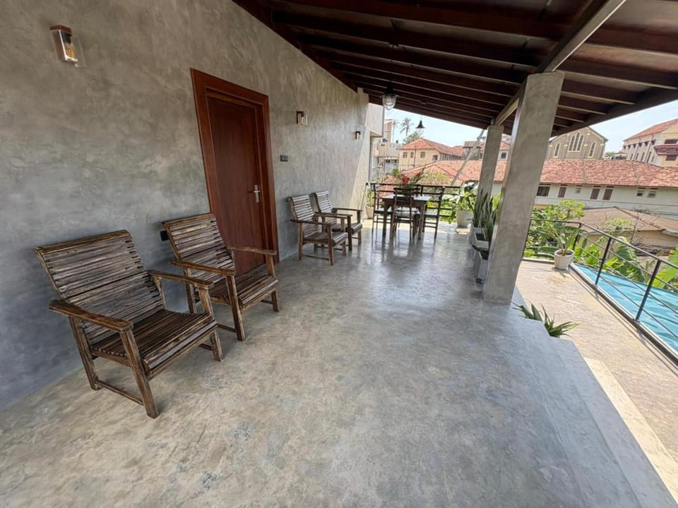 Day, View (from property/room), Balcony/Terrace, Seating area, Dining area