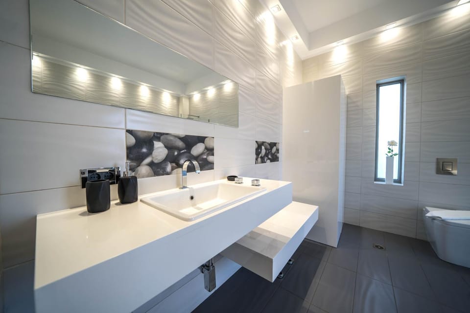 Toilet, Bathroom