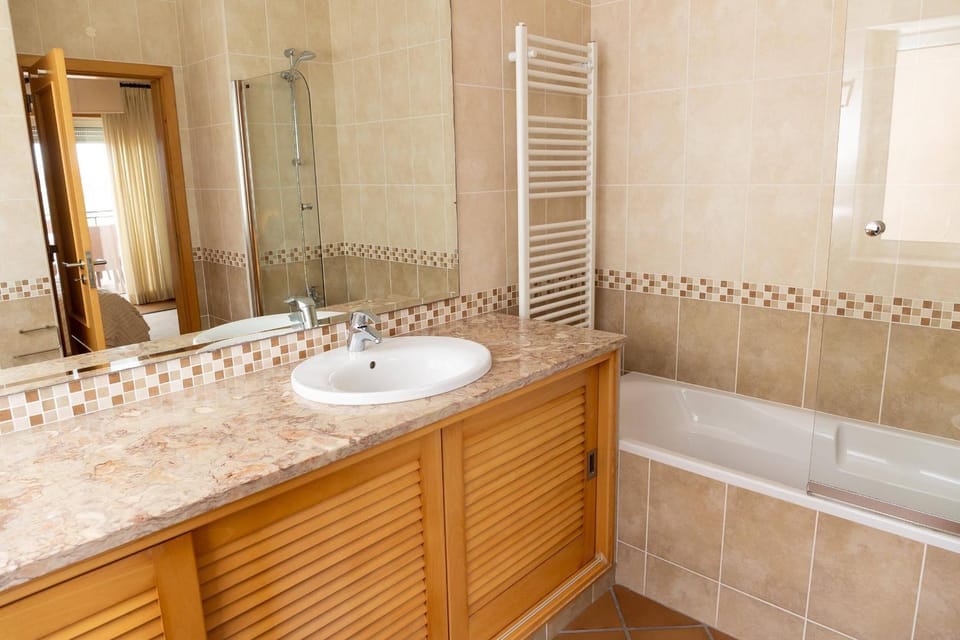 T3 Sea view, pool, golf, Praia del Rey, Óbidos Apartment in Amoreira