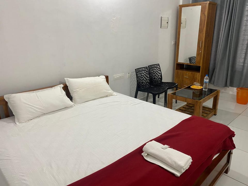 Bed, Living room, Bedroom
