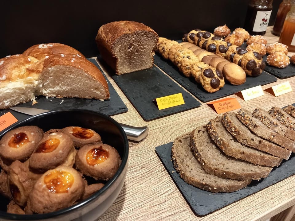Breakfast, Buffet breakfast