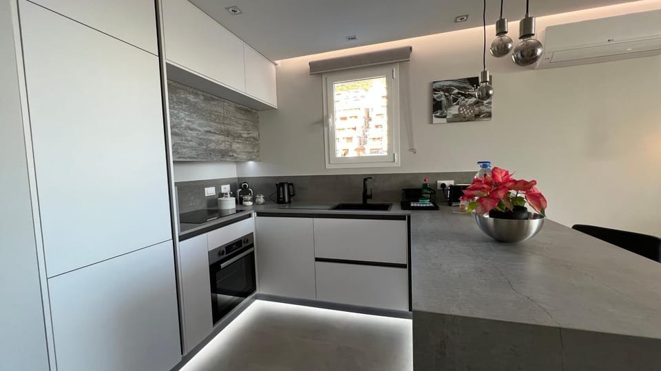 Boutique studio, sea views of Las Vistas and free wifi Apartment in Playa de las Americas