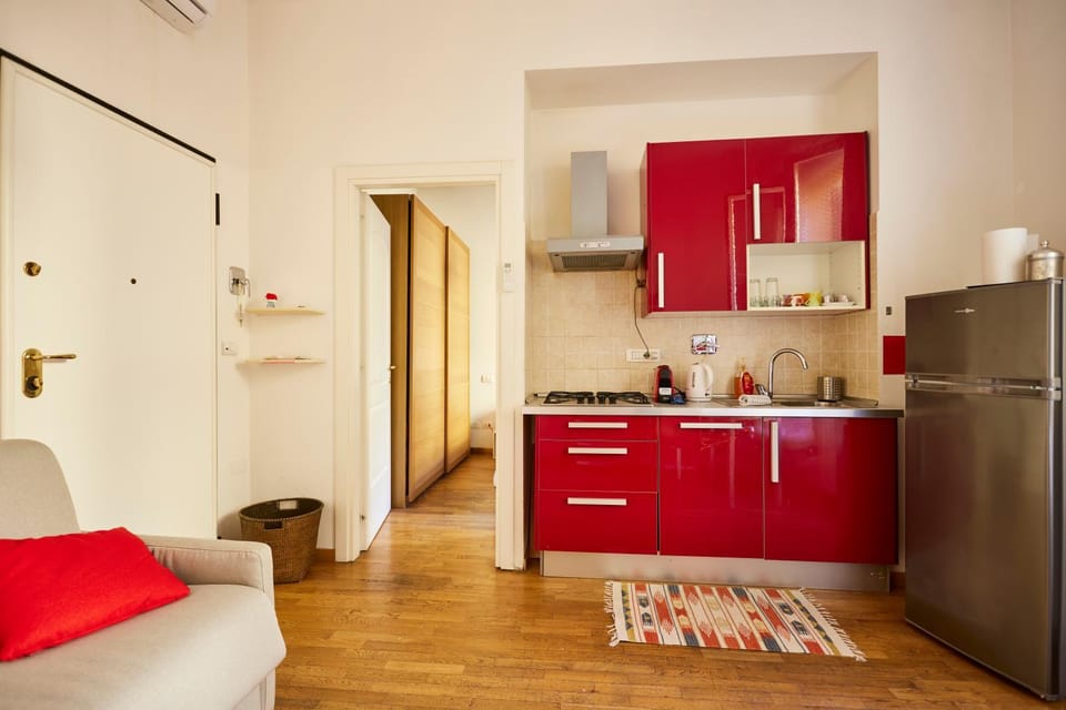 Kitchen or kitchenette, Living room