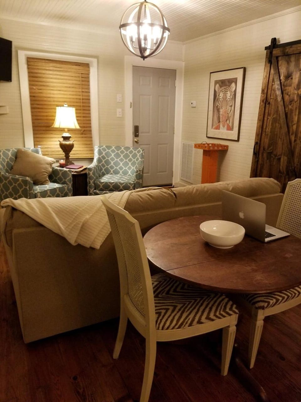 Seating area