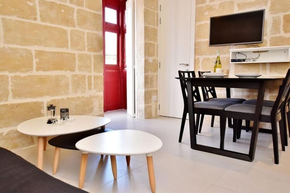 Lucky Star 201 by Vallettastay Apartment in Valletta
