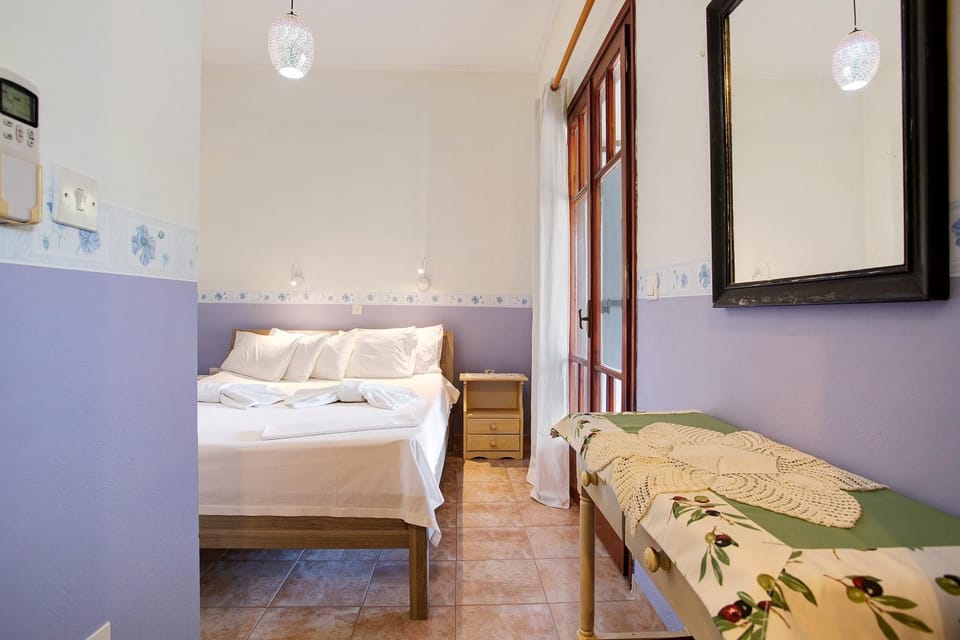 Property building, Living room, Bedroom