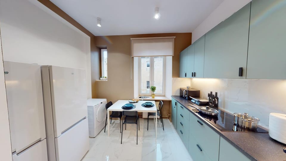 Coffee/tea facilities, Kitchen or kitchenette, Communal kitchen