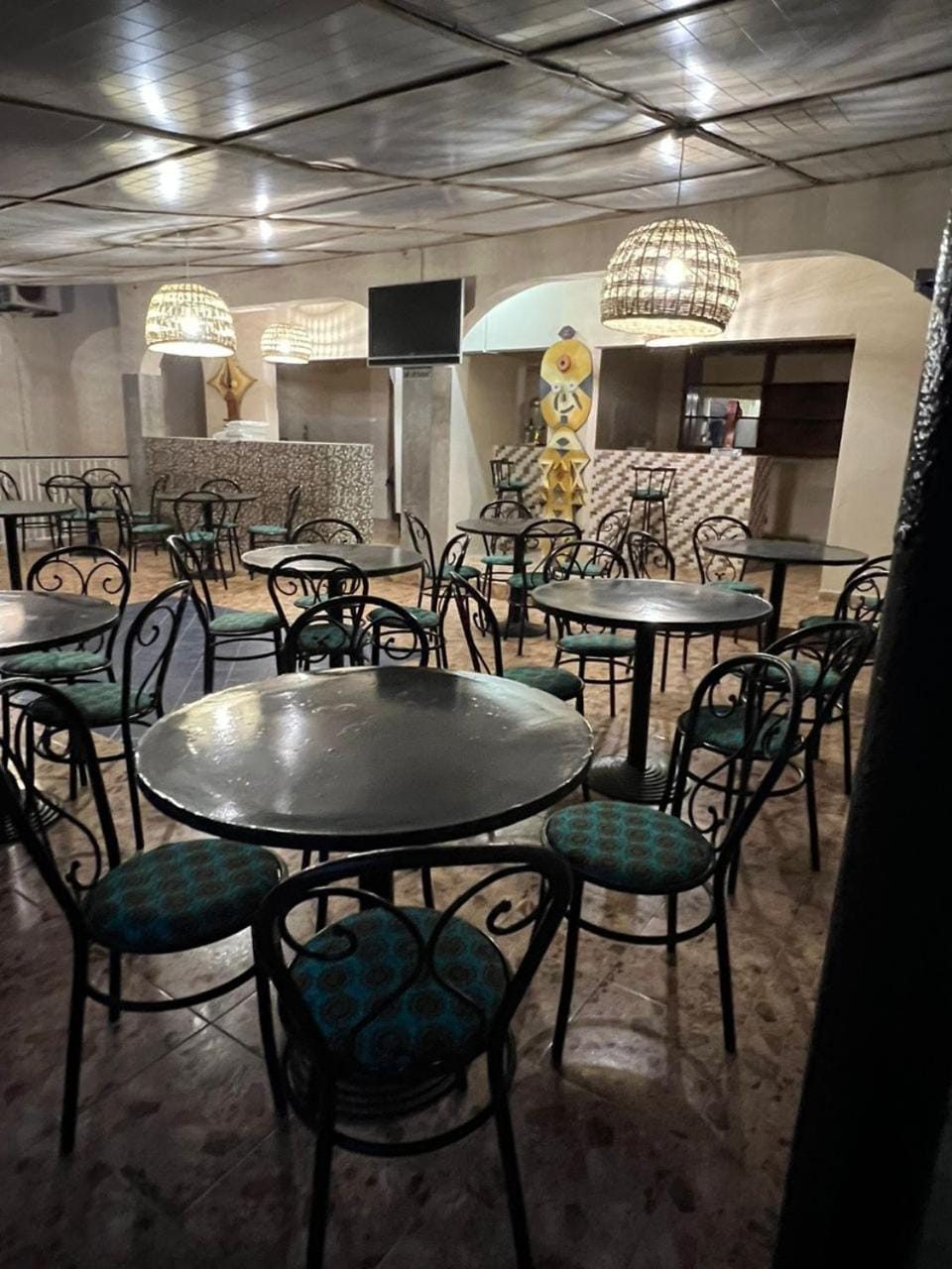 Restaurant/places to eat