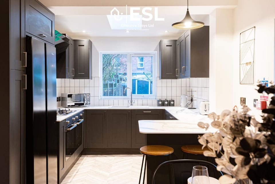 Kitchen or kitchenette, minibar, pet friendly, stove