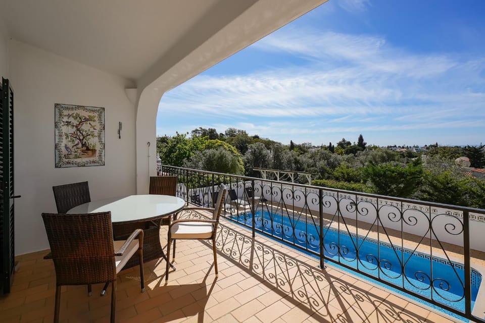 Patio, Day, View (from property/room), Balcony/Terrace, Balcony/Terrace, Dining area, Pool view, Swimming pool, sunbed