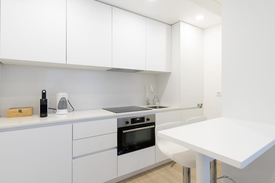 Kitchen or kitchenette, pet friendly, stove