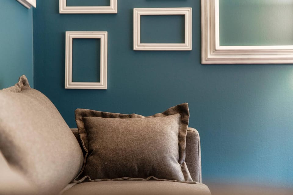 Living room, Decorative detail