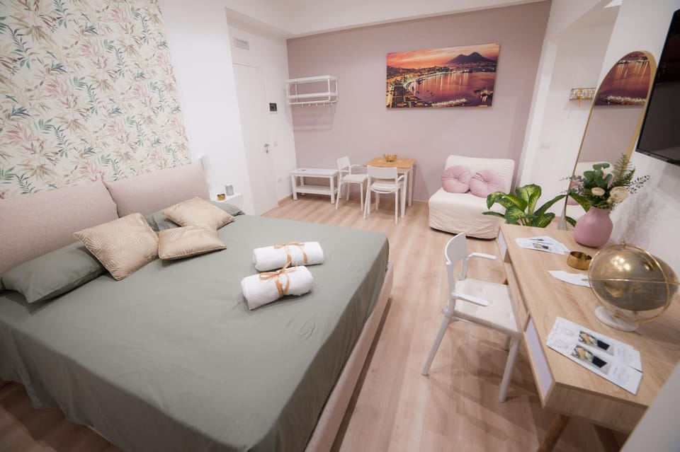 Living room, Bedroom