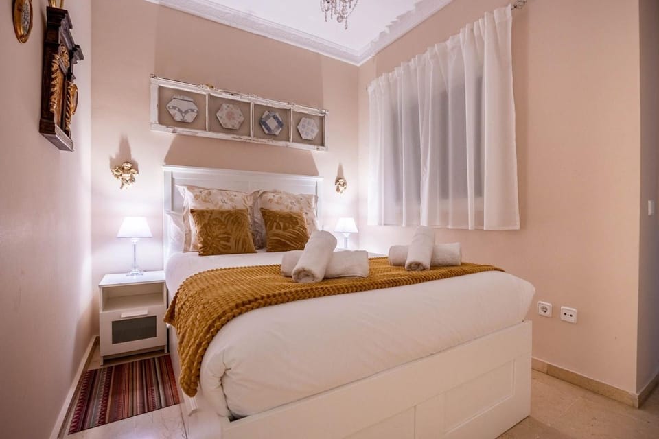 Luxe Town Hall Apartment in Seville