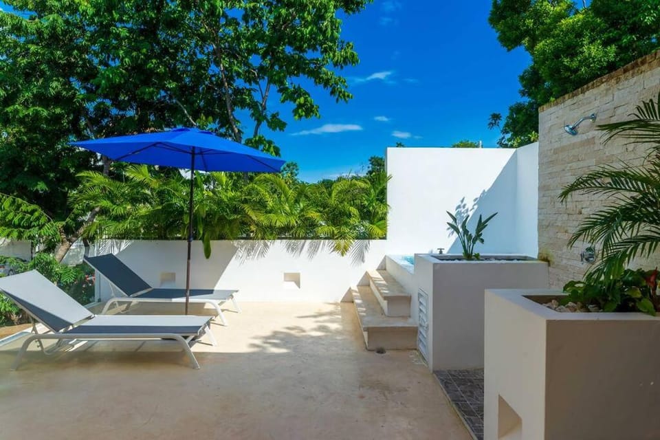 Luxury Private 3BED Villa, Garden, Pool,Security Villa in Tulum