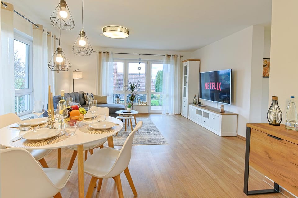 Living room, Dining area, Drinks, Non alcoholic drinks