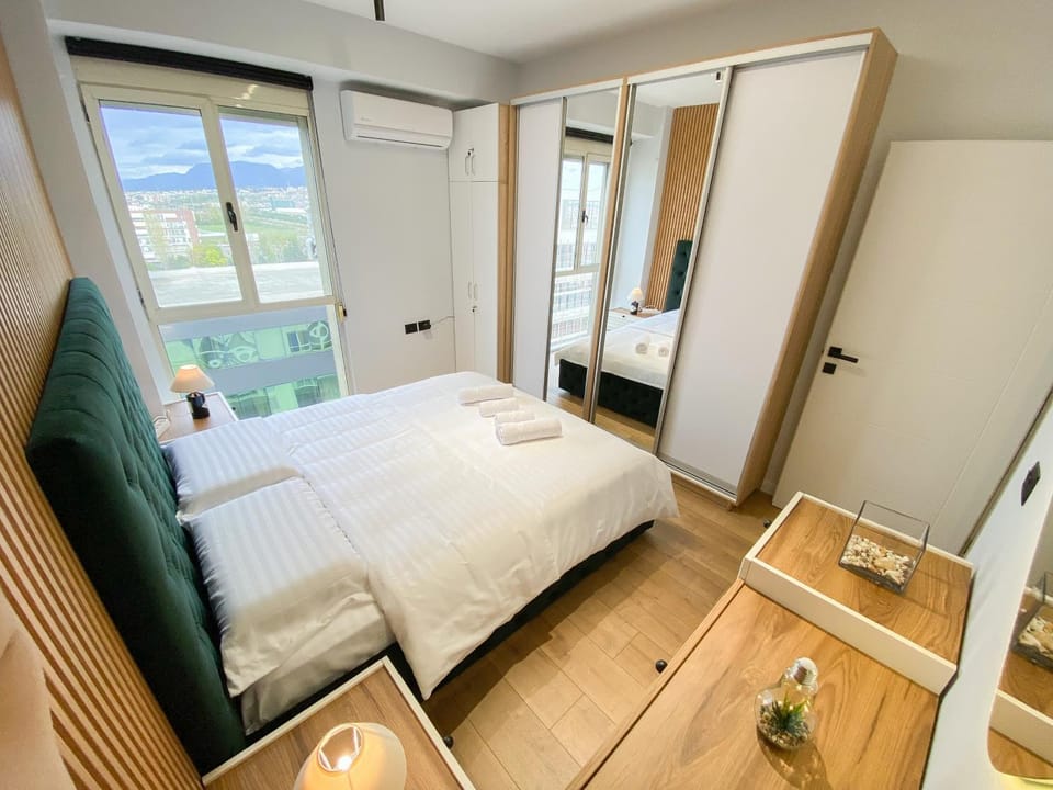 Matisse No8 - One Bedroom Apartment With Parking Apartment in Tirana