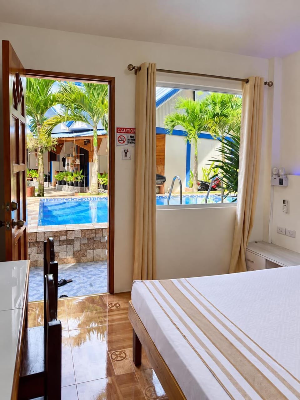 Foxtail Siargao Island Guesthouse Bed and Breakfast in General Luna