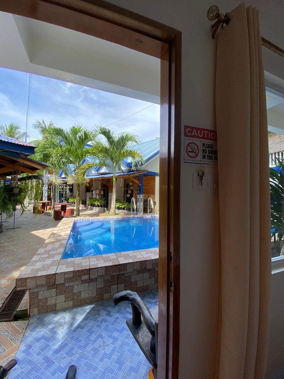 Day, Balcony/Terrace, Pool view, Swimming pool, sunbed