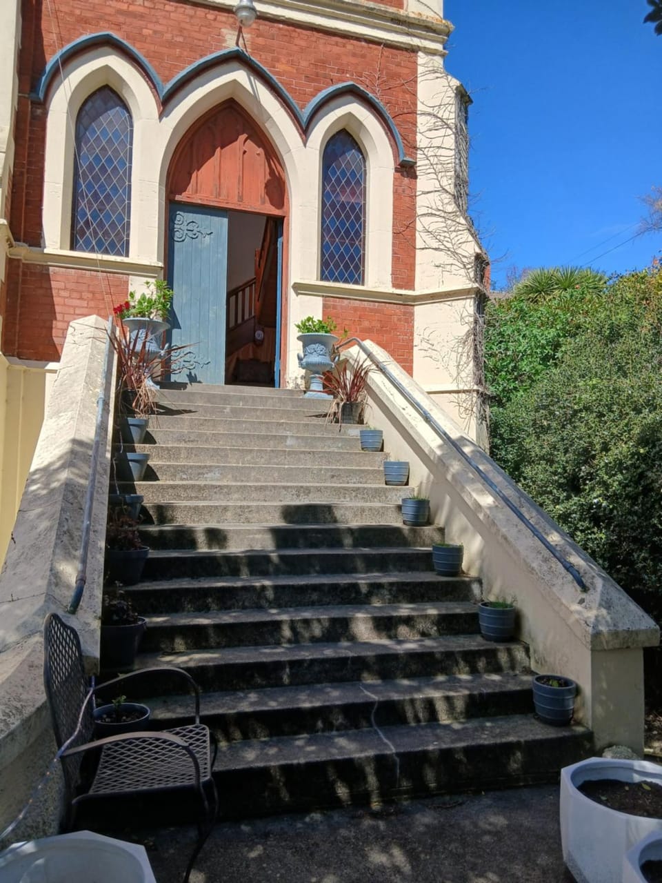Facade/entrance
