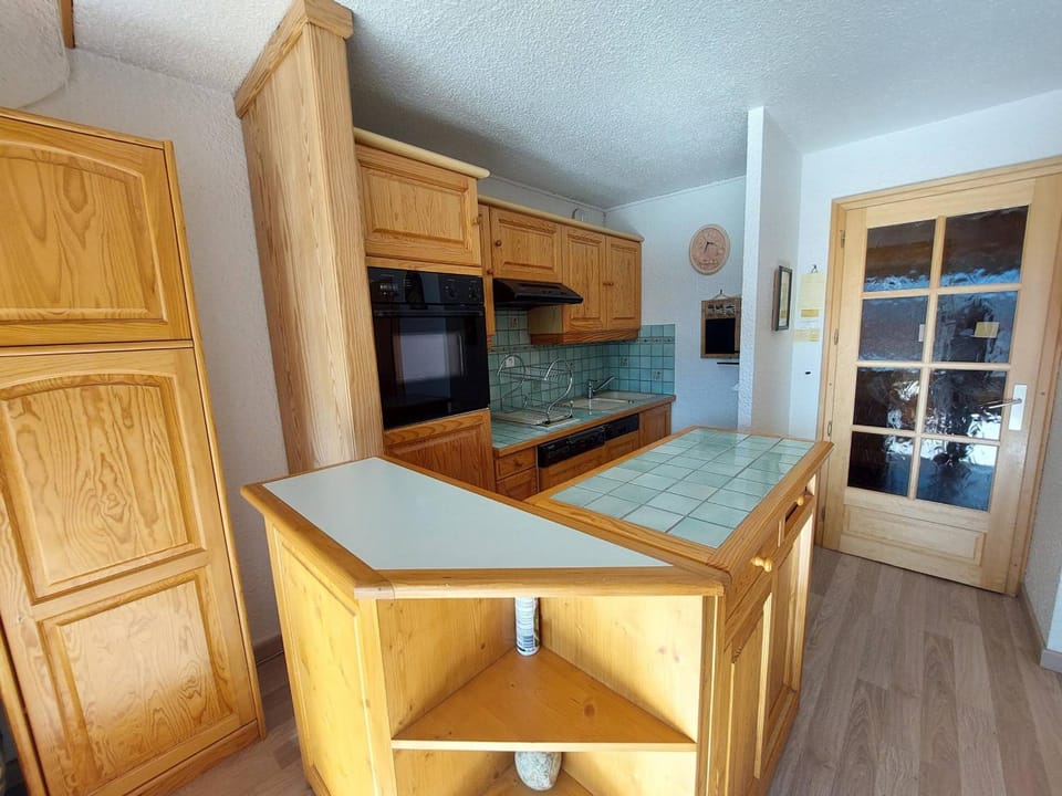 Duplex spacieux au pied des pistes, parking privatif - FR-1-516-195 Apartment in Les Deux Alpes
