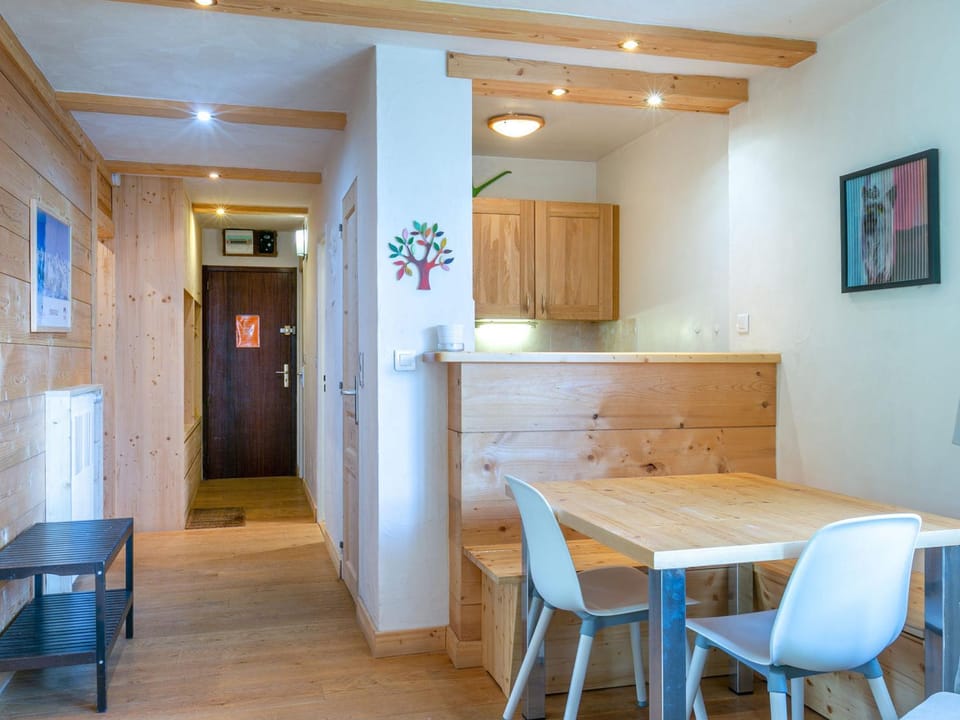 Élégant 3 pièces rénové avec balcon, cœur de Val-d'Isère, proche commodités - FR-1-694-1 Apartment in Val dIsere