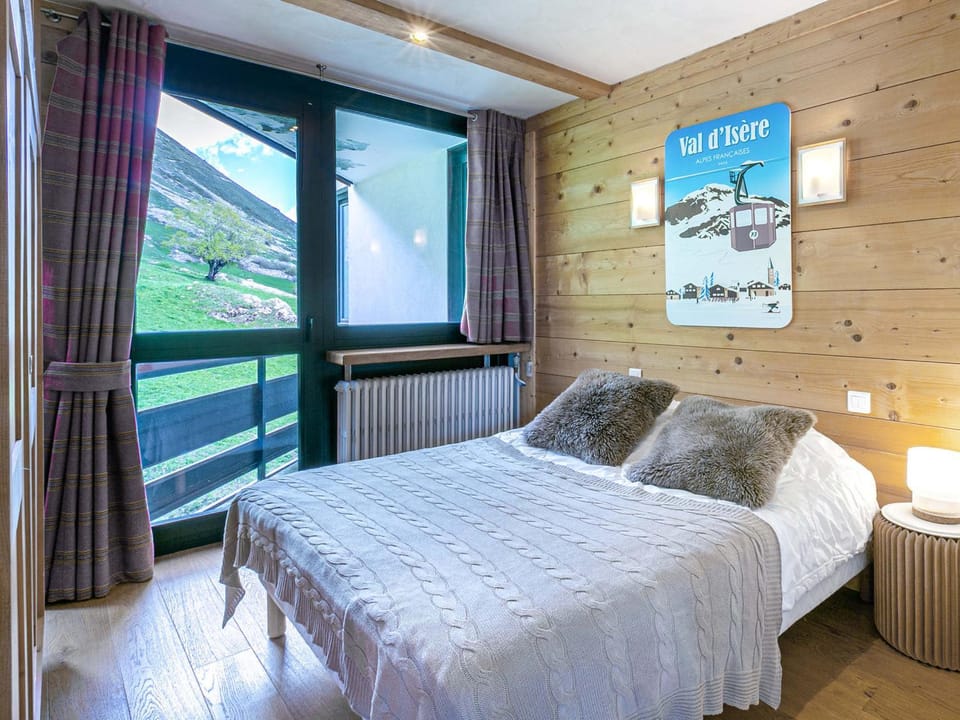 Élégant 3 pièces rénové avec balcon, cœur de Val-d'Isère, proche commodités - FR-1-694-1 Apartment in Val dIsere