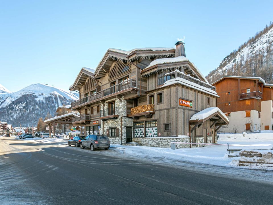 Appartement de Standing en Duplex à Val-d'Isère avec Balcon, Parking et Wifi - FR-1-694-22 Apartment in Val dIsere
