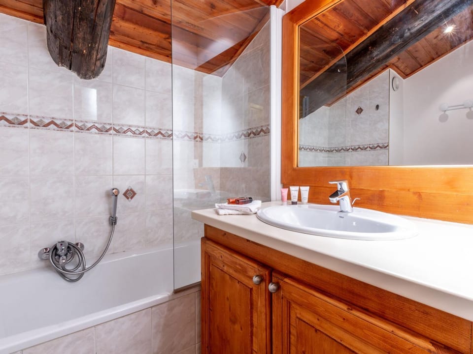 Duplex cosy à Val-d'Isère avec wifi et parking, animaux admis - FR-1-694-39 Apartment in Val dIsere