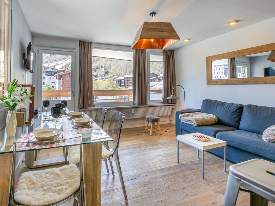 Appartement cosy avec wifi, au cœur de Val-d'Isère, proche des pistes et des commodités - FR-1-694-42 Apartment in Val dIsere