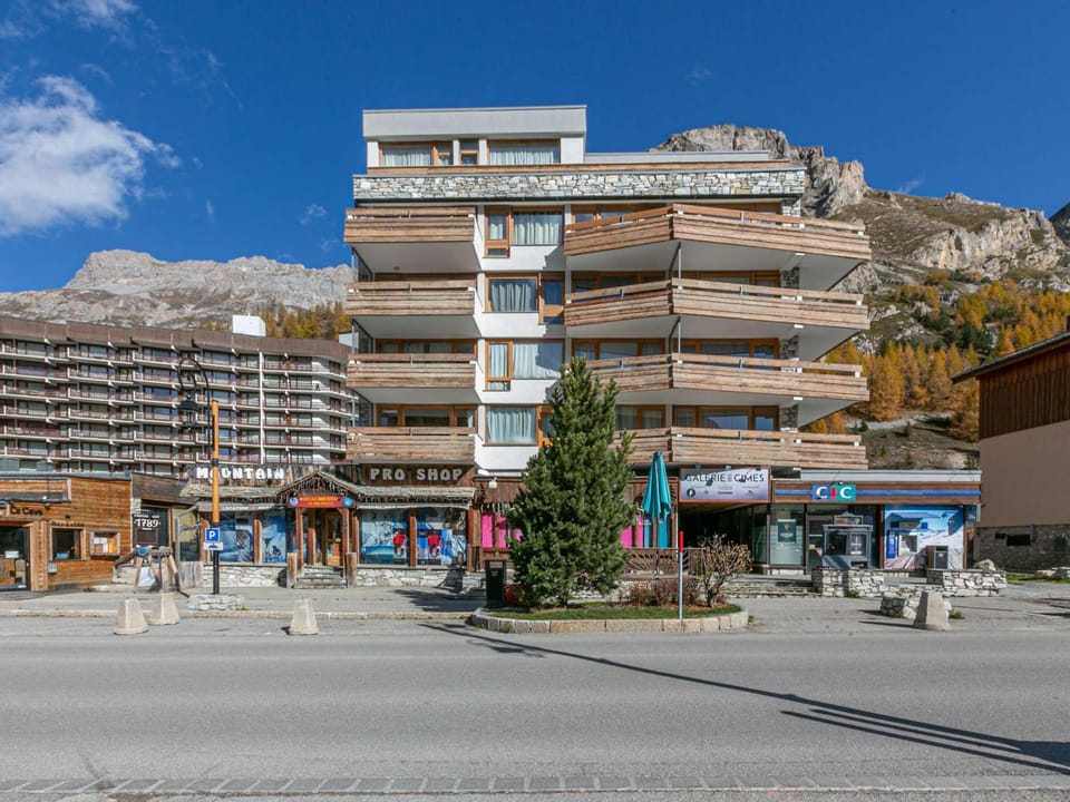 Appartement cosy avec wifi, au cœur de Val-d'Isère, proche des pistes et des commodités - FR-1-694-42 Apartment in Val dIsere