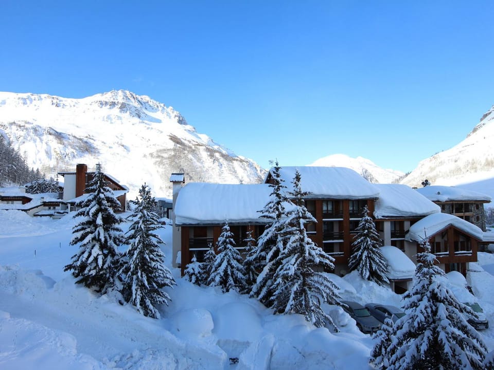 Duplex skis aux pieds avec balcon et wifi à Val-d'Isère - FR-1-694-53 Apartment in Val dIsere