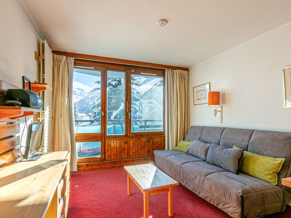 Studio sud douillet skis aux pieds - 3 pers, La Daille, Val-d'Isère Apartment in Val dIsere