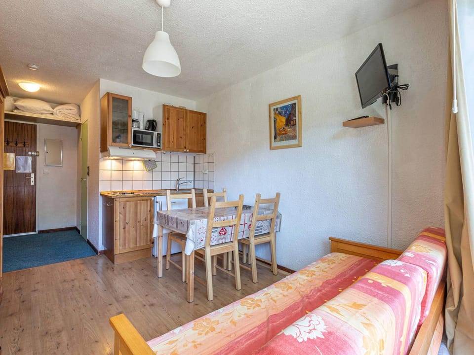 Studio cosy avec wifi proche centre Val-d'Isère - FR-1-694-86 Apartment in Val dIsere