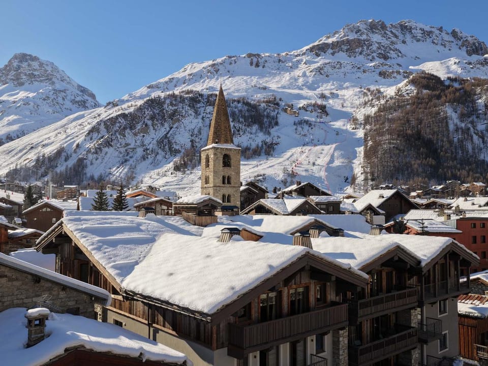 Chalet de luxe avec piscine et hammam à Val-d'Isère, 10 personnes à proximité du centre-ville - FR-1-694-95 Chalet in Val dIsere