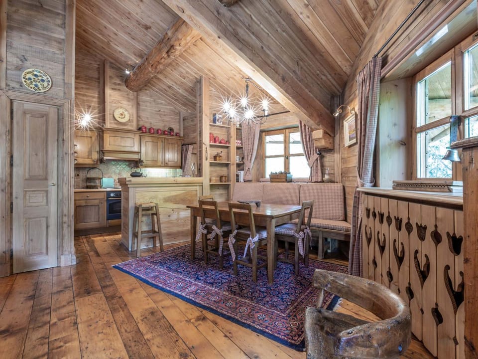 Charmant Duplex Montagnard, 4 Pièces + Alcôve, Proche des Pistes à Val-d'Isère - FR-1-694-97 Apartment in Val dIsere