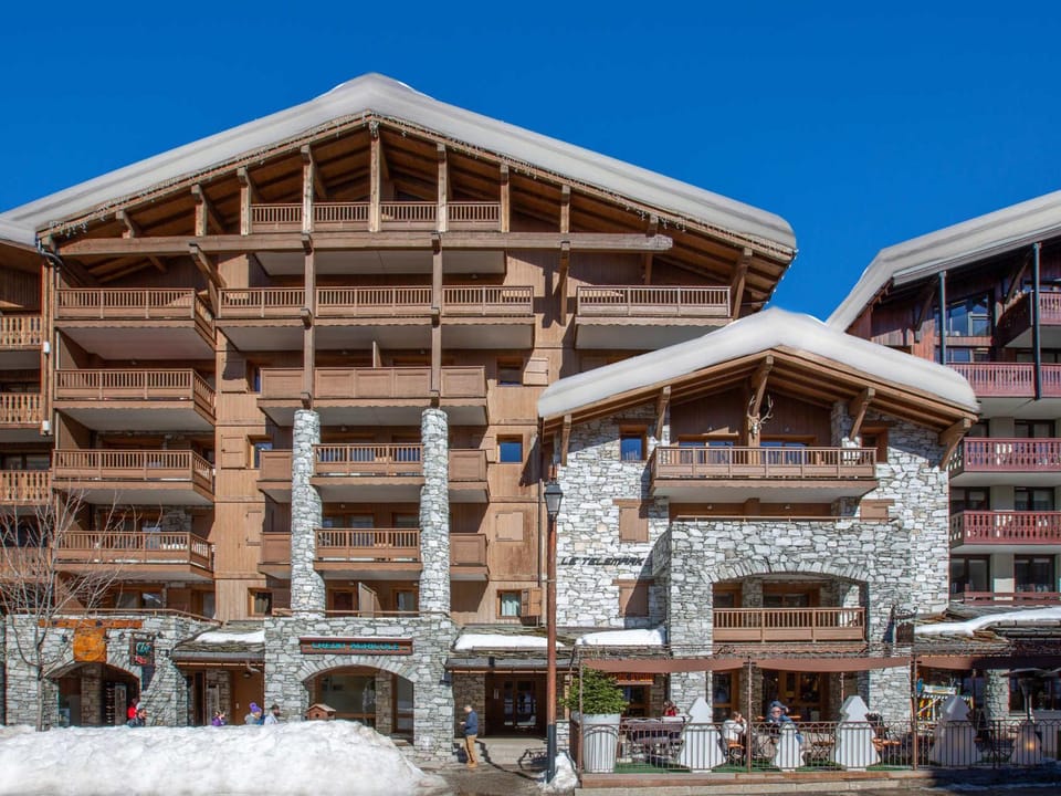 Appartement haut de gamme au centre, animaux admis, WiFi Apartment in Val dIsere