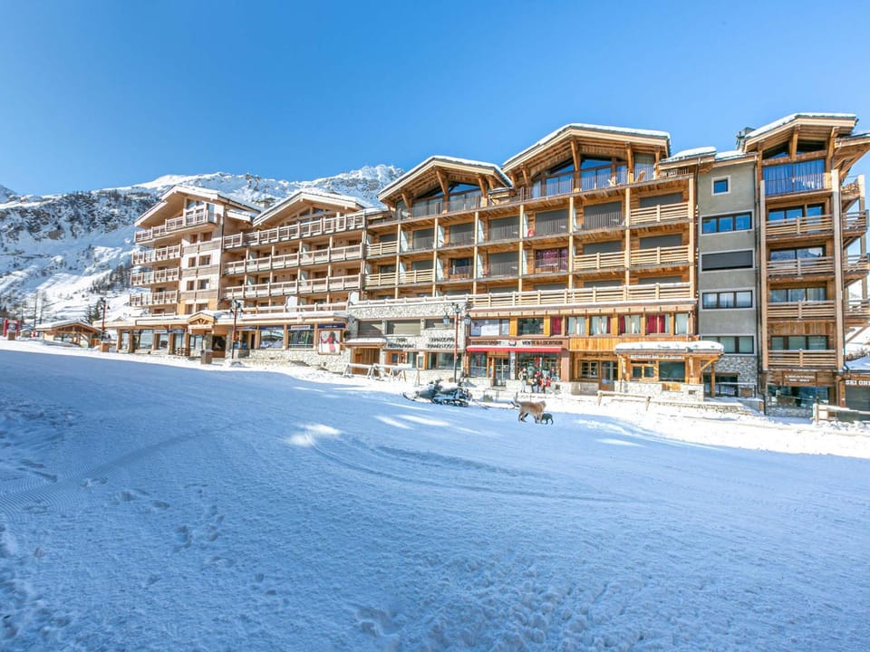 Appartement de charme avec wifi, au pied des pistes, 4 pièces, Val-d'Isère Apartment in Val dIsere