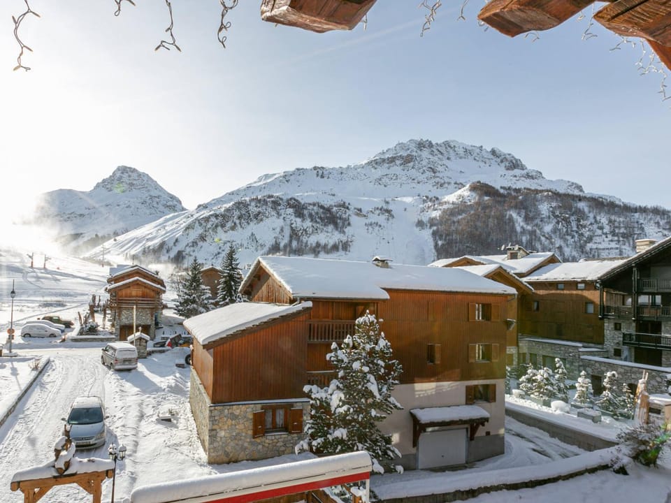 Appartement duplex montagnard au cœur de Val-d'Isère, près des pistes et commodités - FR-1-694-124 Apartment in Val dIsere