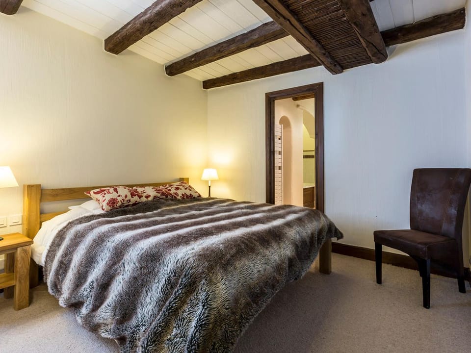 Duplex de standing 5 pièces au cœur du vieux village de Val-d'Isère, skis aux pieds Apartment in Val dIsere