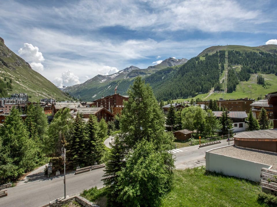 Val-d'Isère: Appartement spacieux avec balcon et 7 couchages Apartment in Val dIsere