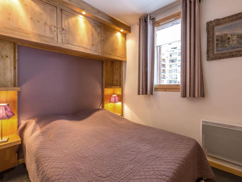 Charmant duplex 3 pièces avec balcon sud, près du centre et des pistes, parking, WiFi - FR-1-694-145 Apartment in Val dIsere