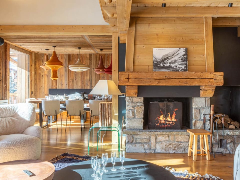 Appartement luxe 4 pièces + studio, terrasse Sud, centre Val-d'Isère, 2023, 8 personnes - FR-1-694-149 Apartment in Val dIsere