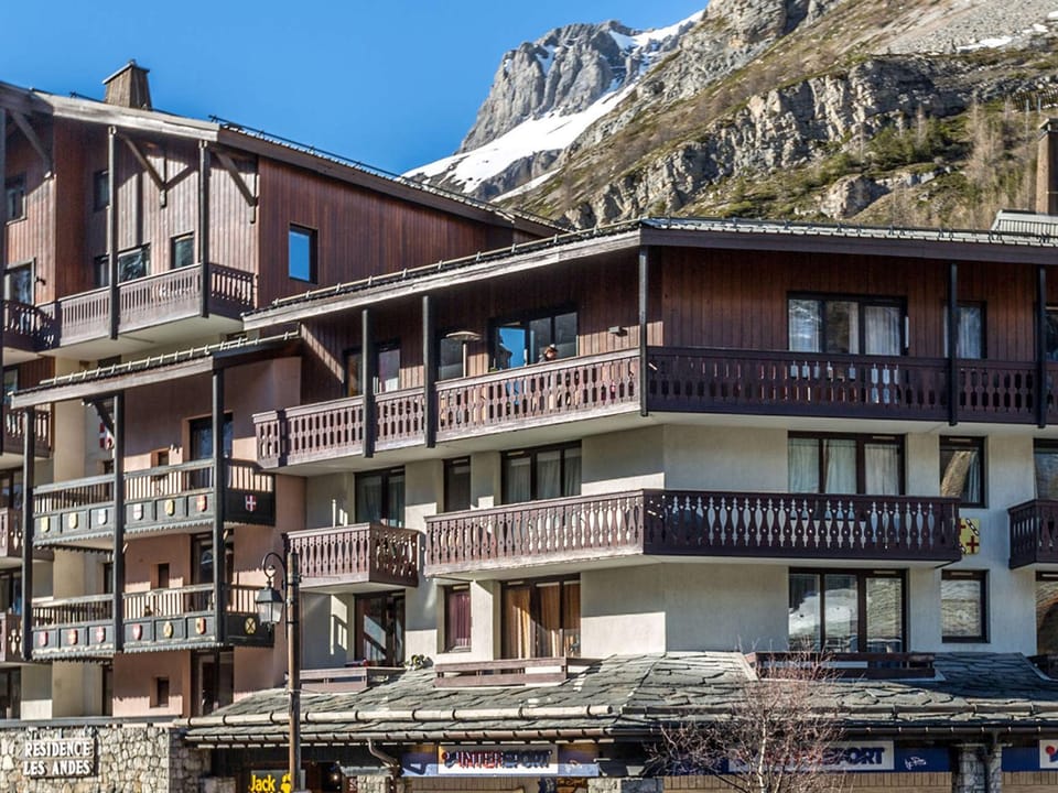 Confortable appartement 4 pièces avec wifi, parking, exposé Sud près des pistes à Val-d'Isère. - FR-1-694-186 Apartment in Val dIsere