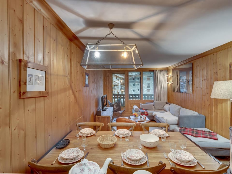 Confortable appartement 4 pièces avec wifi, parking, exposé Sud près des pistes à Val-d'Isère. - FR-1-694-186 Apartment in Val dIsere