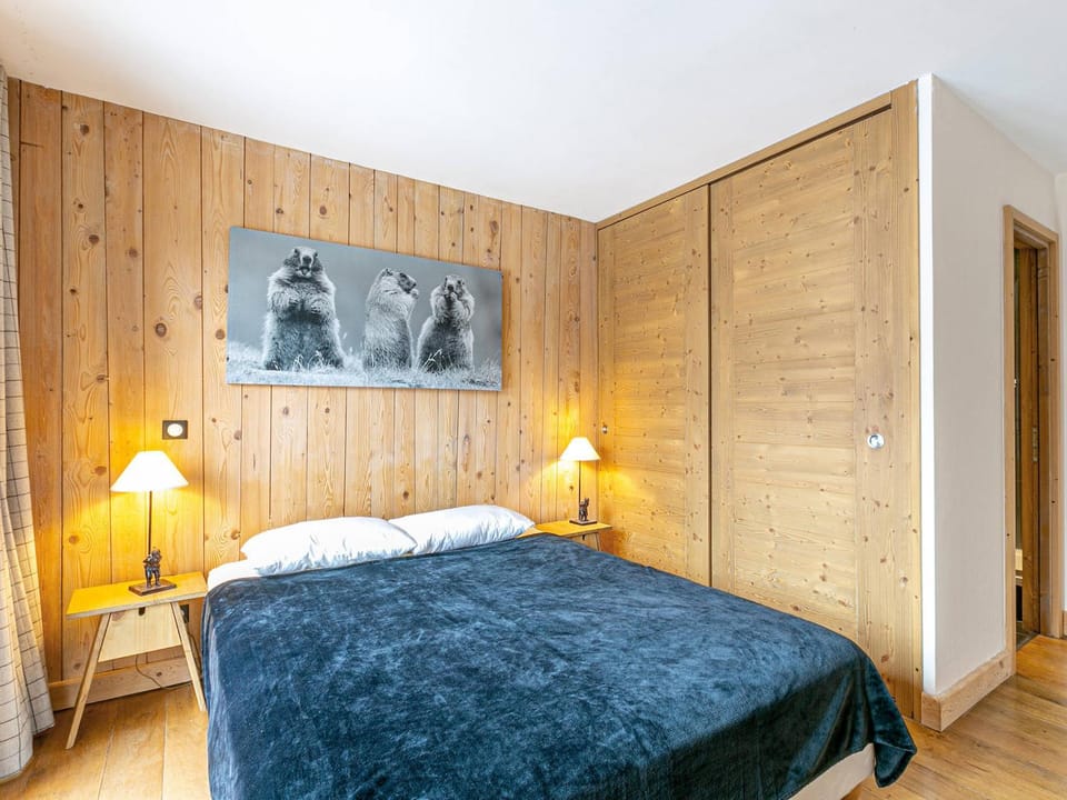 Appartement haut de gamme avec terrasse et accès skis aux pieds à Val-d'Isère - FR-1-694-206 Apartment in Val dIsere