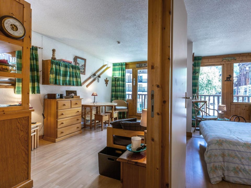 Appartement skis aux pieds avec parking et wifi à Val-d'Isère - FR-1-694-229 Apartment in Val dIsere