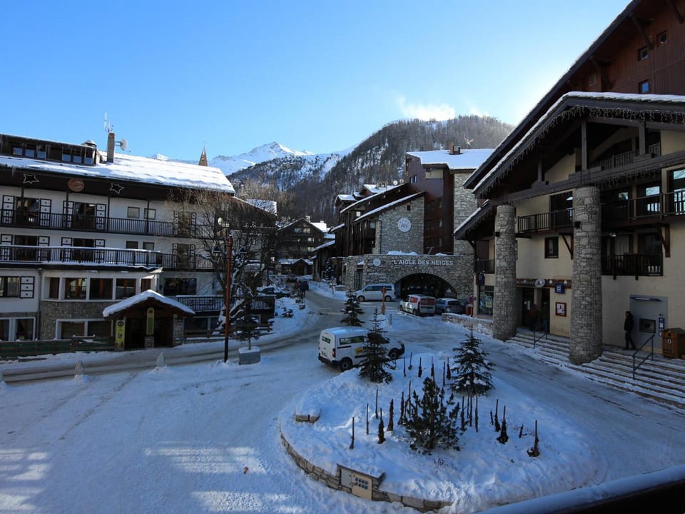 Appartement skis aux pieds avec parking et wifi à Val-d'Isère - FR-1-694-229 Apartment in Val dIsere