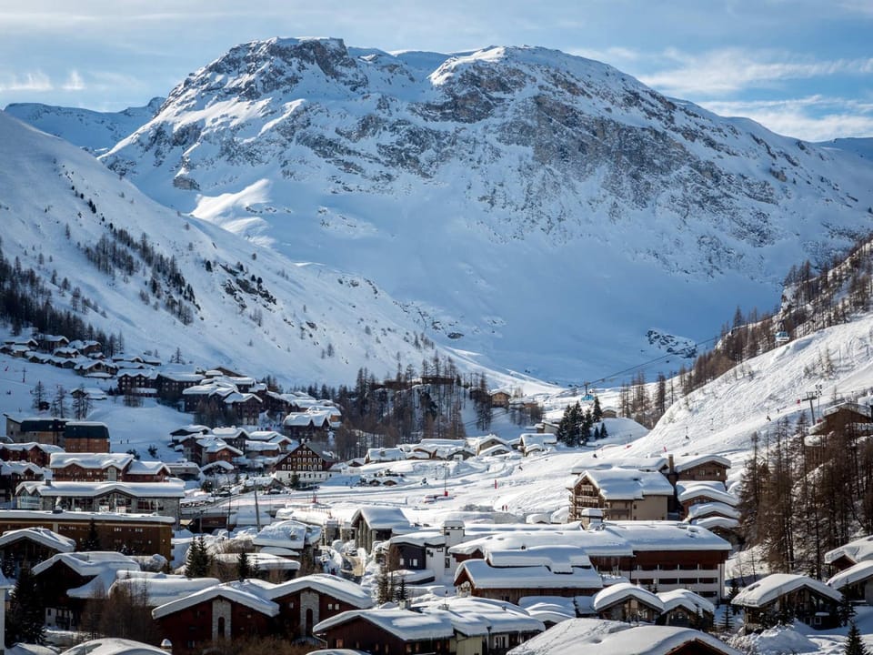 Charmant appartement 4 pers avec balcon, parking couvert à Val-d'Isère - FR-1-694-237 Apartment in Val dIsere